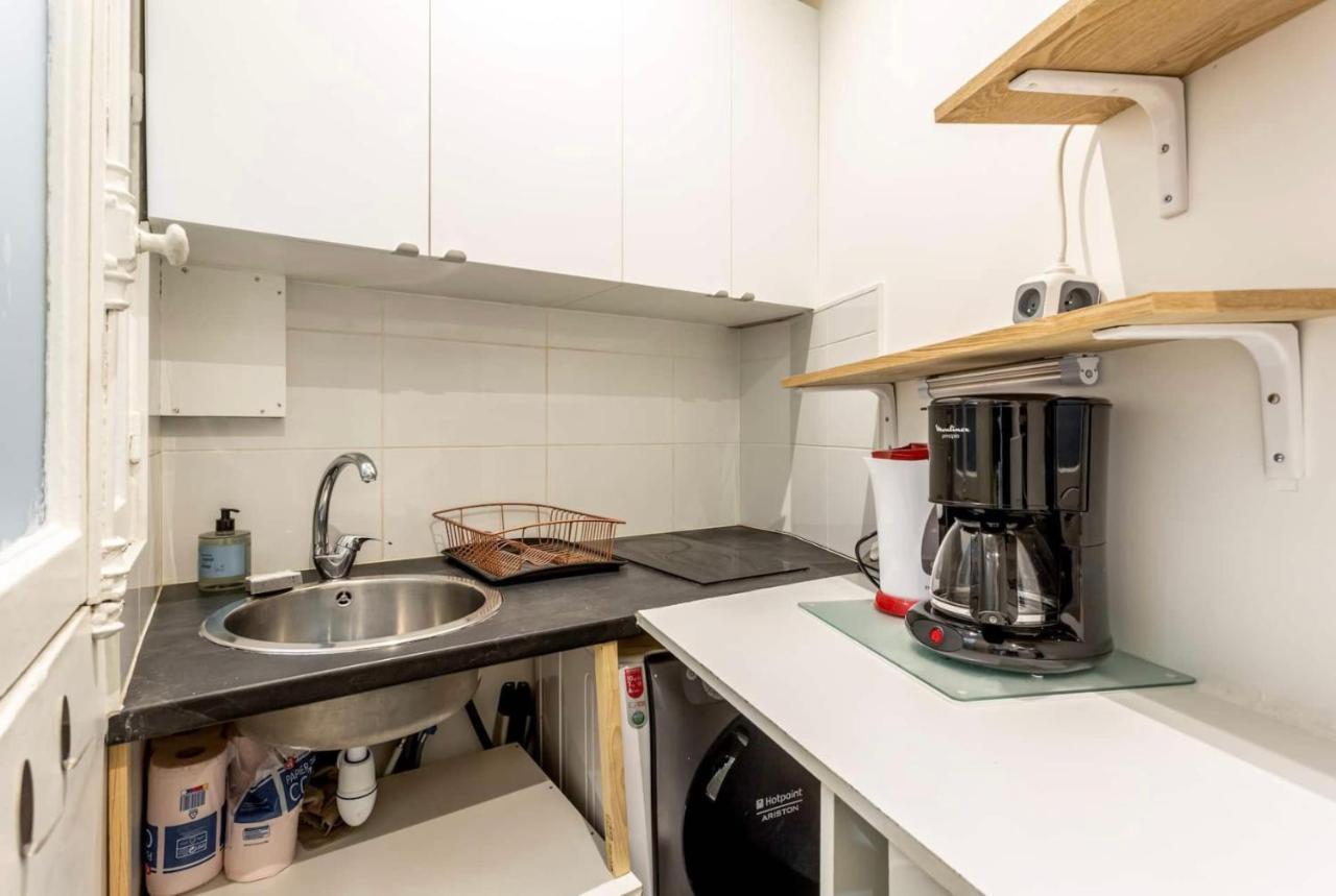 Abbesses - Superbe Appartement Avec Cheminees Paris Ngoại thất bức ảnh